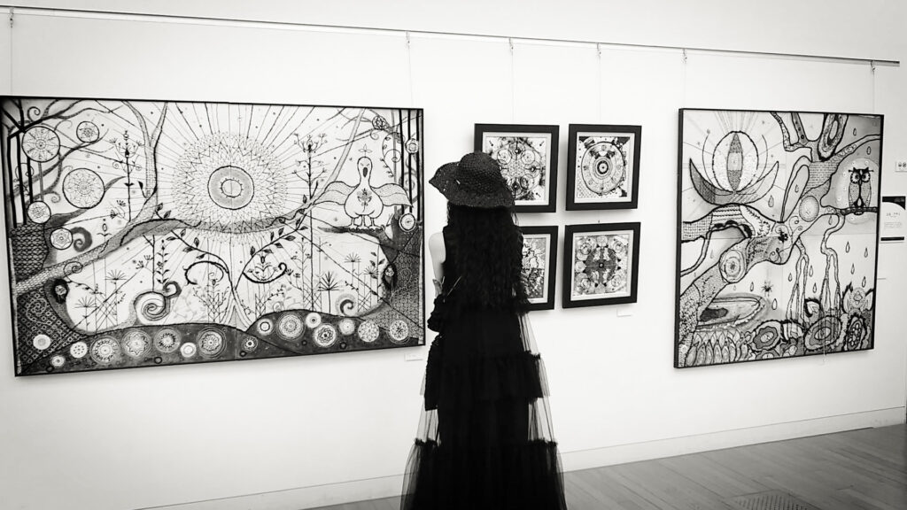 Geometric Embroidery + Sumi Ink Art　©Asami GOTO